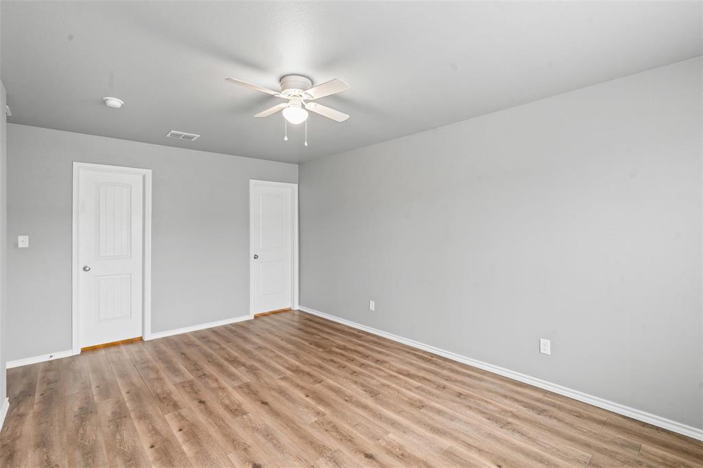 Main Place Ph II - Residential Lease