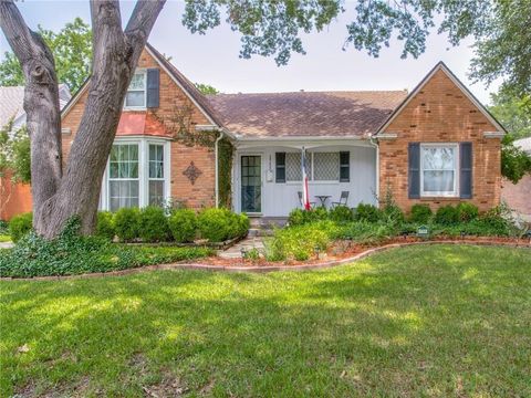 1753 Crowberry Drive Dallas TX 75228