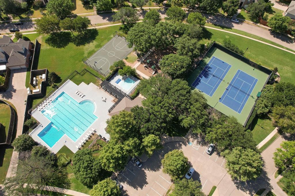 3704 Southport Drive