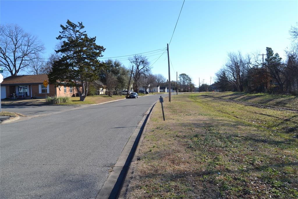 E L Benzel - Commercial Sale