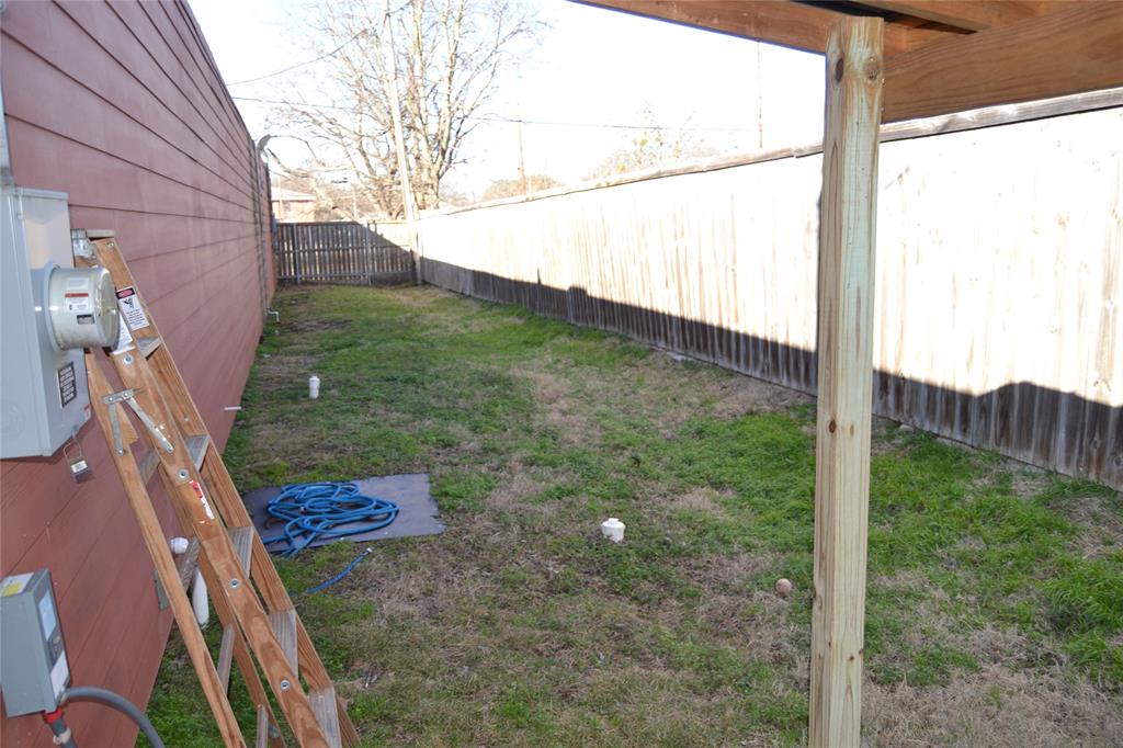 E L Benzel - Commercial Sale