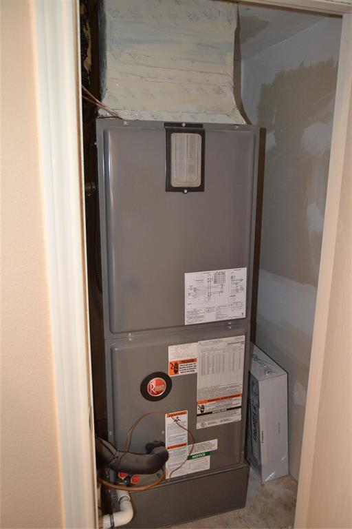 E L Benzel - Commercial Sale