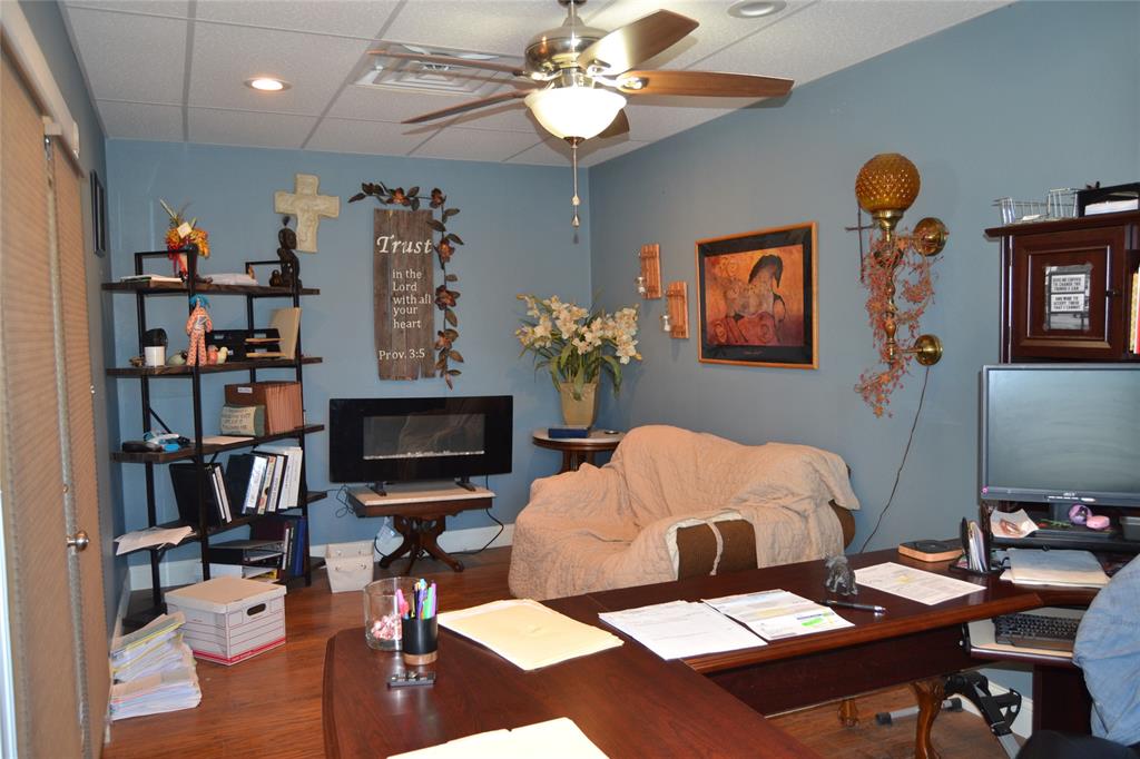 E L Benzel - Commercial Sale