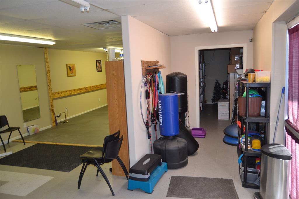 E L Benzel - Commercial Sale