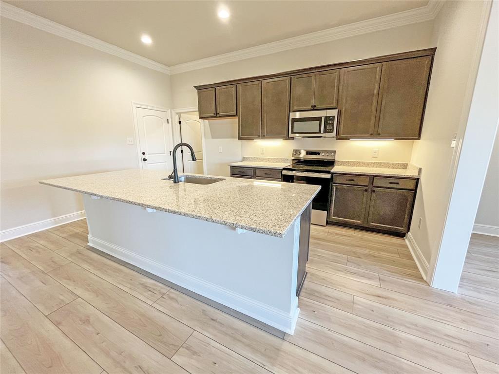 THE HILLS OF EASTWOOD - Residential