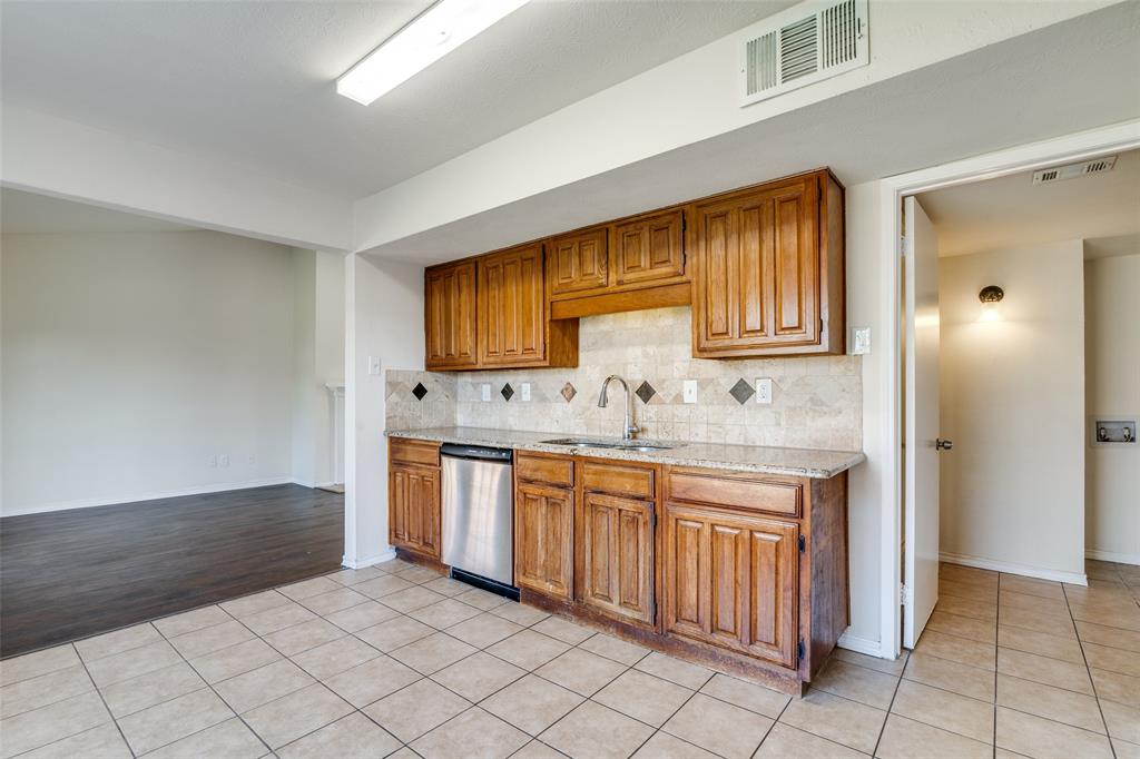 Peninsula #2 - Residential