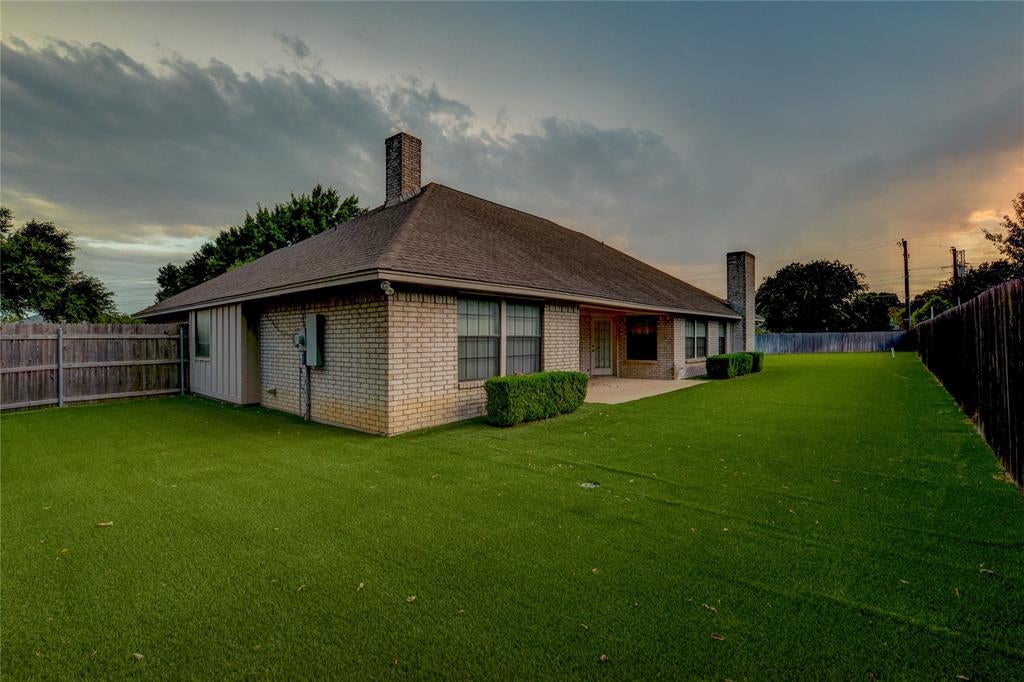 8240 Saddlebrook Drive