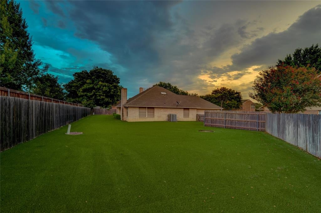 8240 Saddlebrook Drive