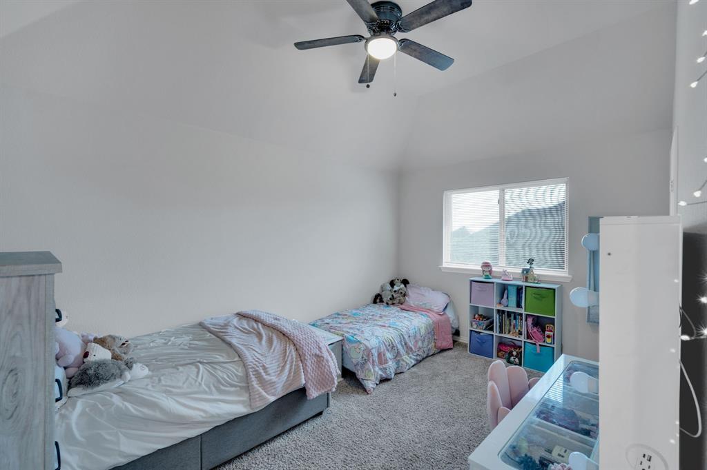 Dustin Manor - Residential