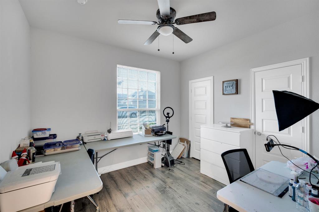 Dustin Manor - Residential