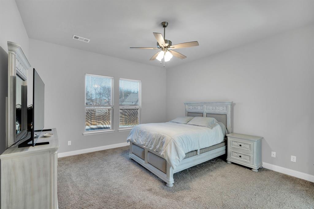 Dustin Manor - Residential