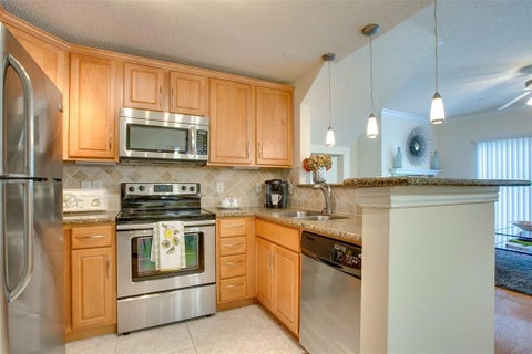 Photo of 2201 Wolf Street #5105, Dallas, TX 75201 (MLS # 21420132)