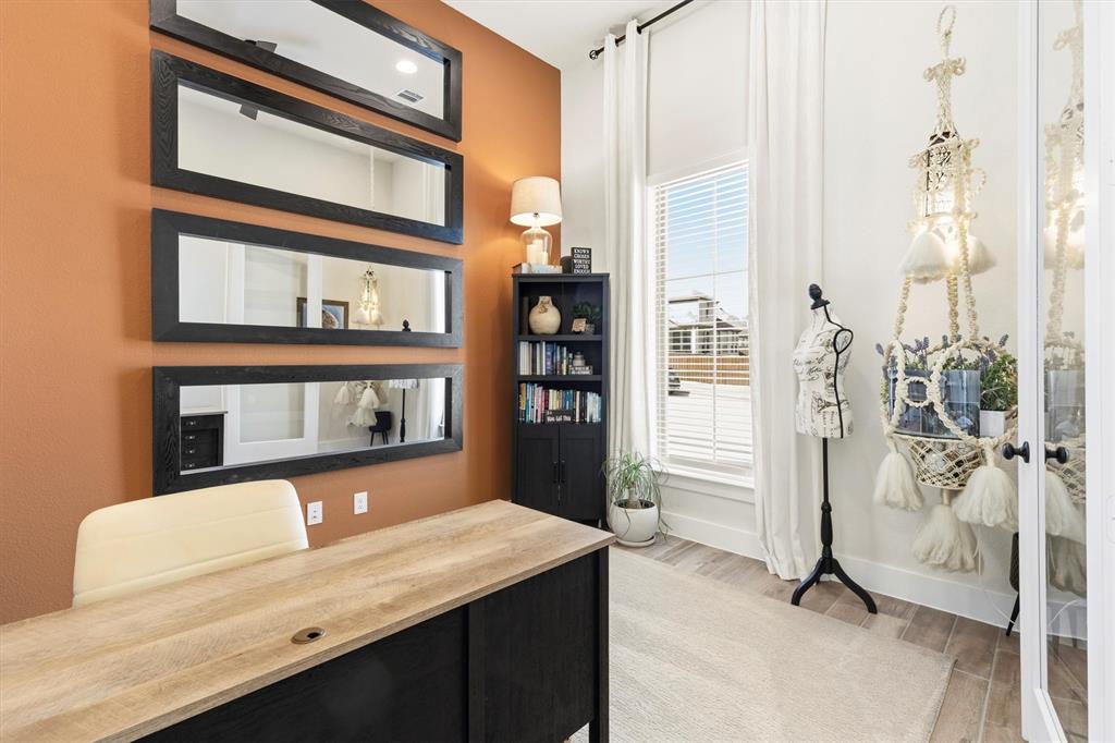 2209 Moore Valley Drive