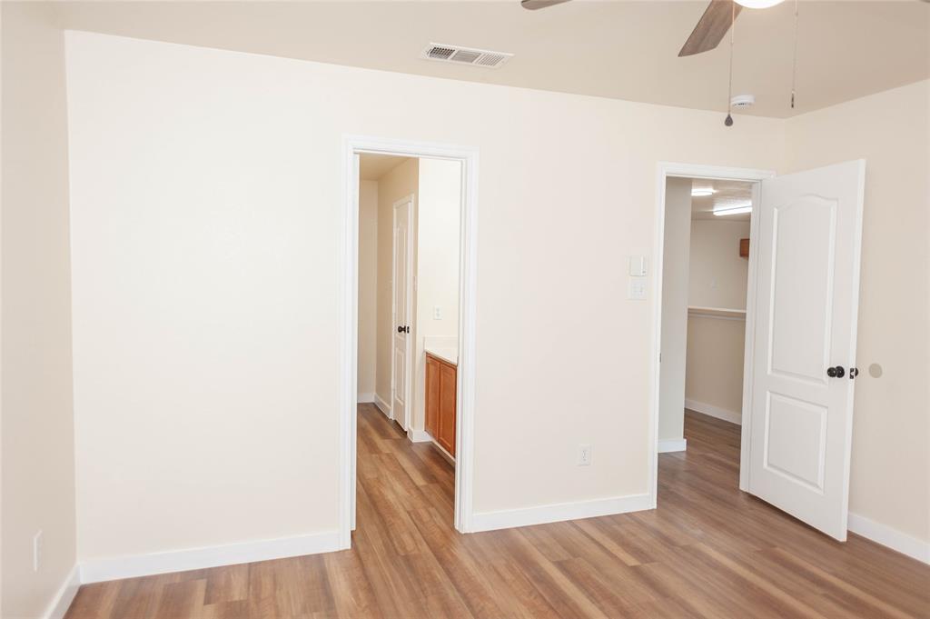 Fox Hollow Estates Ph II - Residential Lease