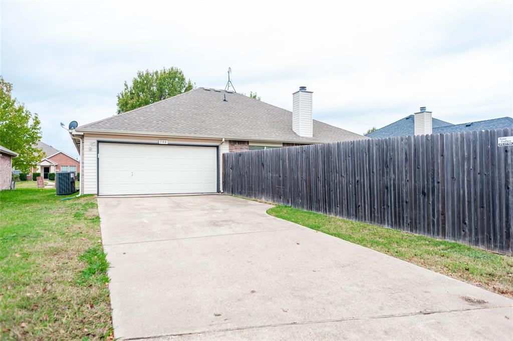 Fox Hollow Estates Ph II - Residential Lease