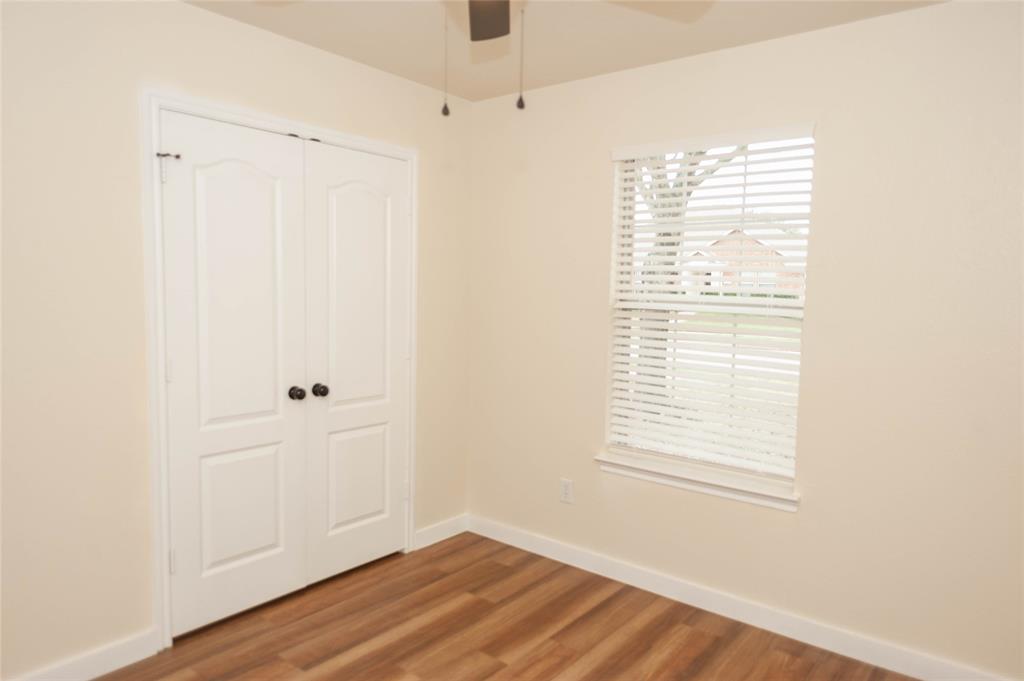 Fox Hollow Estates Ph II - Residential Lease