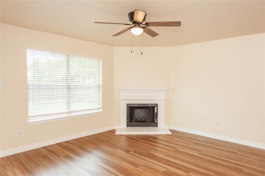 Fox Hollow Estates Ph II - Residential Lease