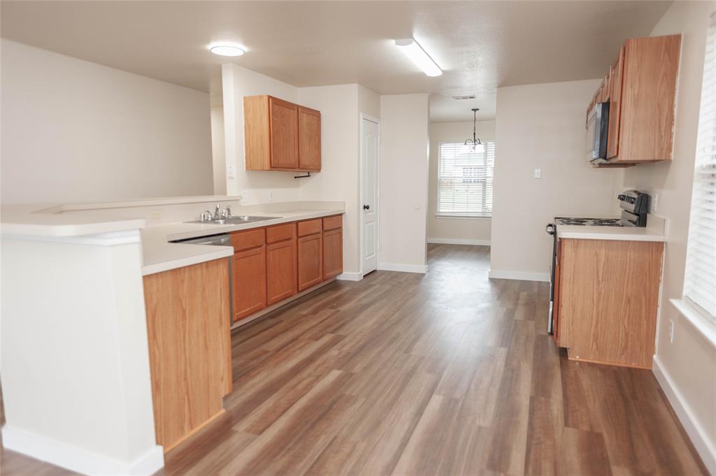 Fox Hollow Estates Ph II - Residential Lease