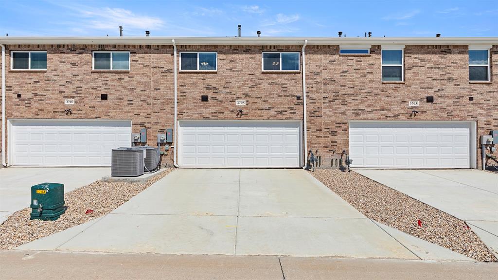 Heartland Townhomes - Residential