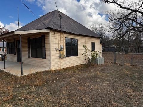 A home in Bangs