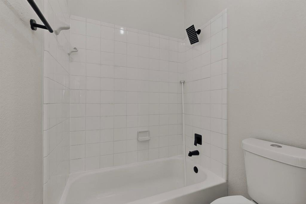 Sea Pines Village At Savannah - Residential