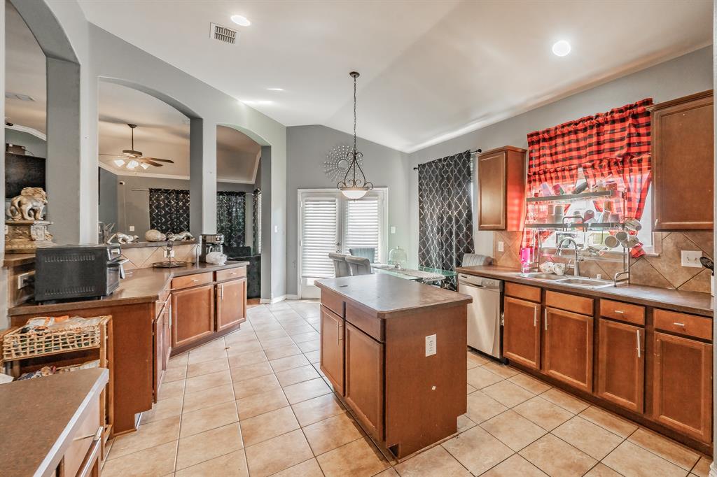 1737 Rock Ridge Drive