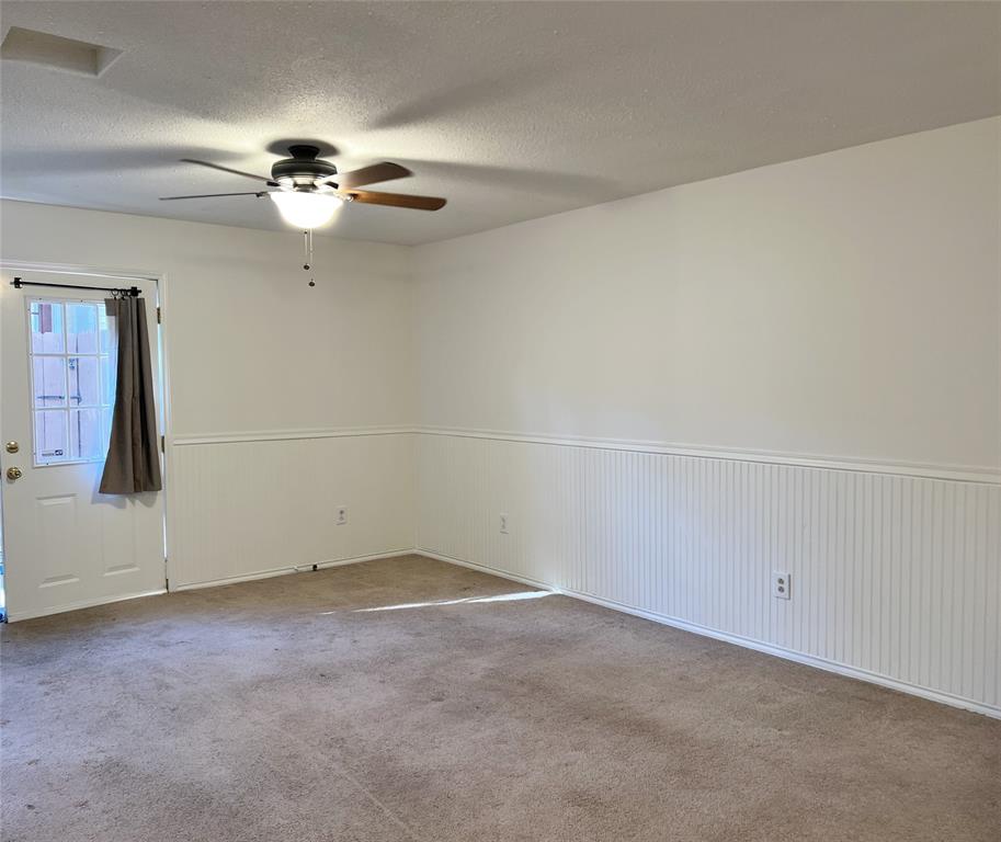 University-Rev - Residential Lease