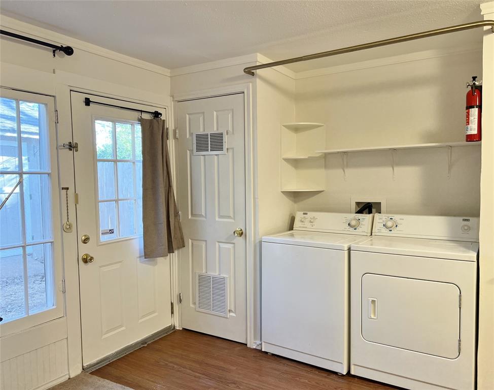 University-Rev - Residential Lease