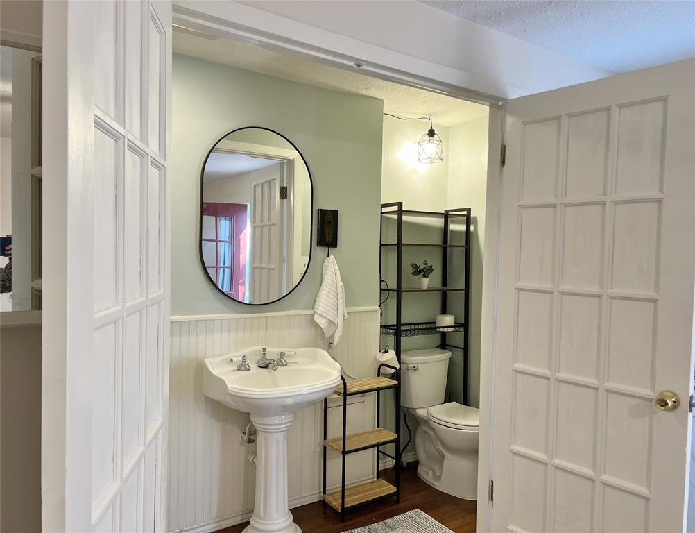 University-Rev - Residential Lease