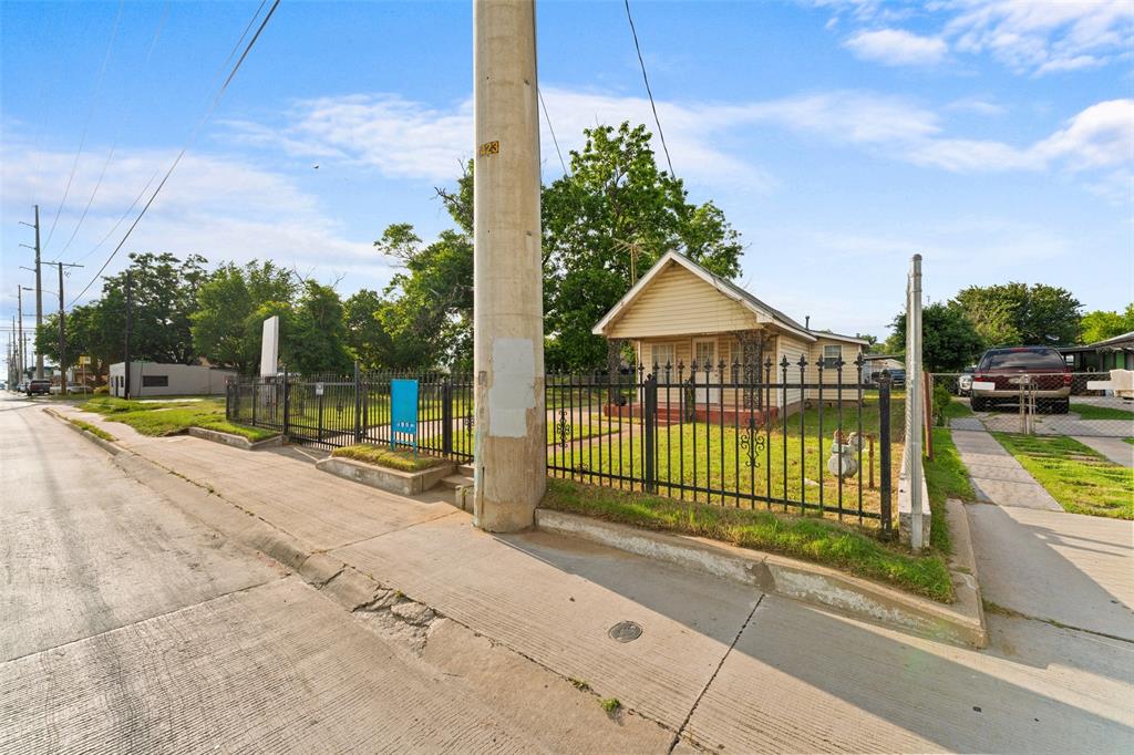 EAGLE POINT - Residential