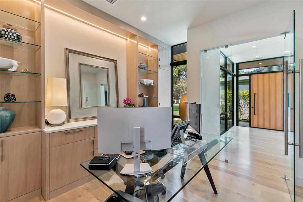 Lovers Lane Heights - Residential