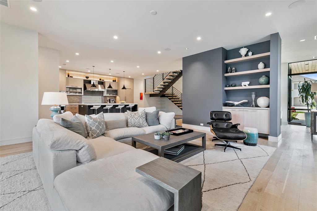 Lovers Lane Heights - Residential