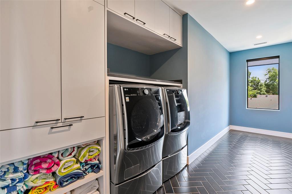 Lovers Lane Heights - Residential