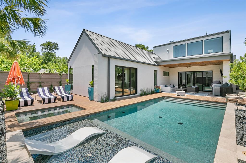 Lovers Lane Heights - Residential