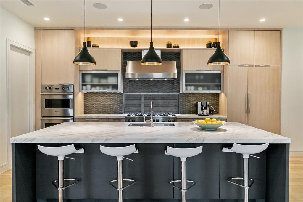 Lovers Lane Heights - Residential