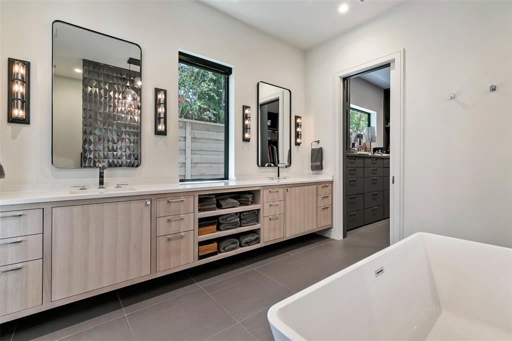 Lovers Lane Heights - Residential