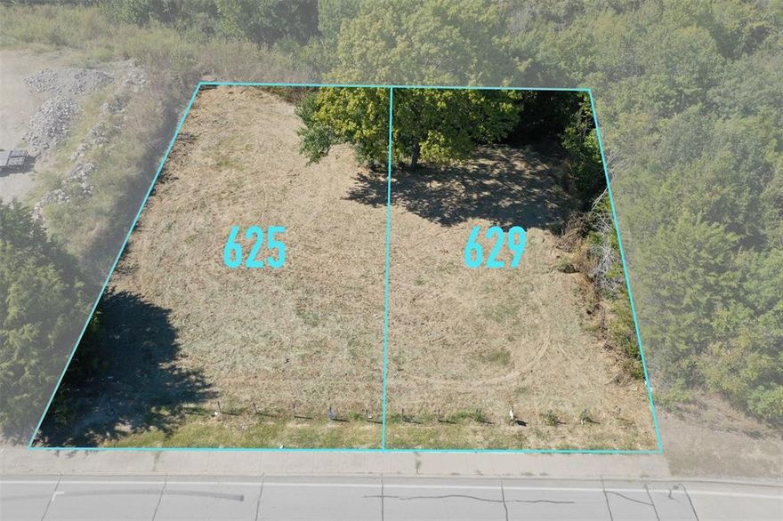 Calling all BUILDERS & INVESTORS! Prime development opportunity in a rapidly growing area of Grand Prairie! Located along N. M.L. King Jr. Blvd, this property sits within the City’s PD-315 zoning district, offering flexibility for a single-family residence new build. This site provides excellent visibility, easy access to major thoroughfares, and close proximity to shopping, dining, and key employment centers. Adjacent lot available at 625 N. M.L. King Jr. Blvd (MLS#21088587).