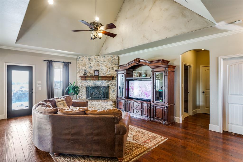 1233 County Road 3550