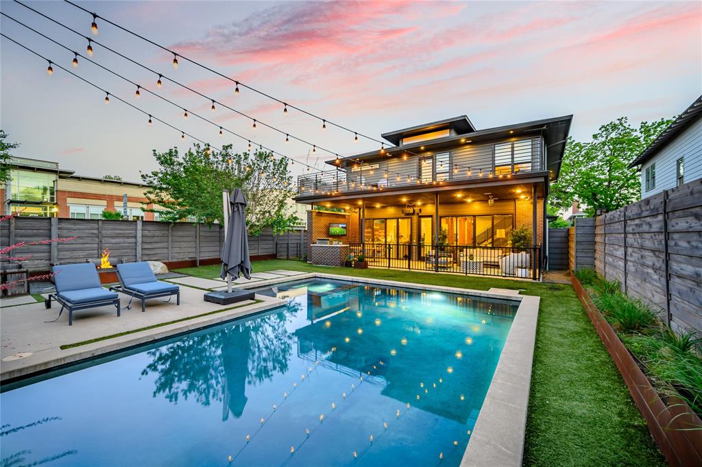 Photo of 5645 Vickery Boulevard, Dallas, TX 75206 (MLS # 21420531)
