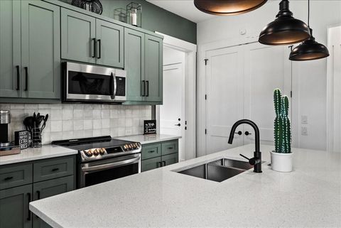 Tiny photo for 2513 Childs Street, Dallas, TX 75203 (MLS # 21161308)