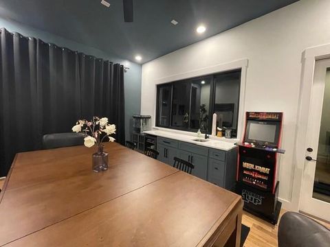 Tiny photo for 2513 Childs Street, Dallas, TX 75203 (MLS # 21161308)