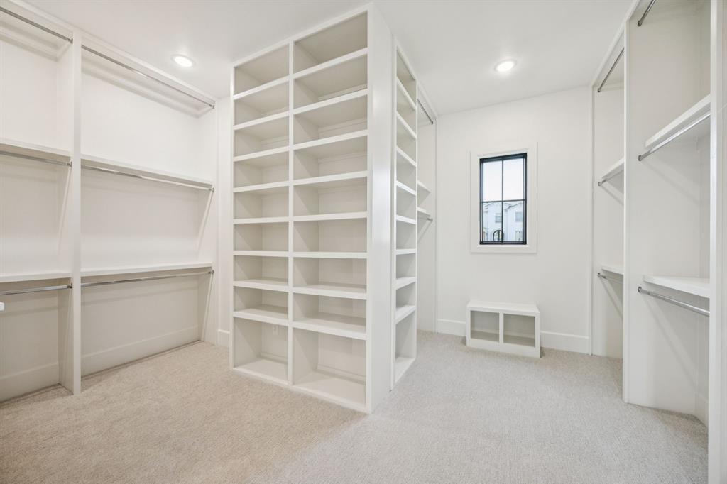 Montrachet - Residential