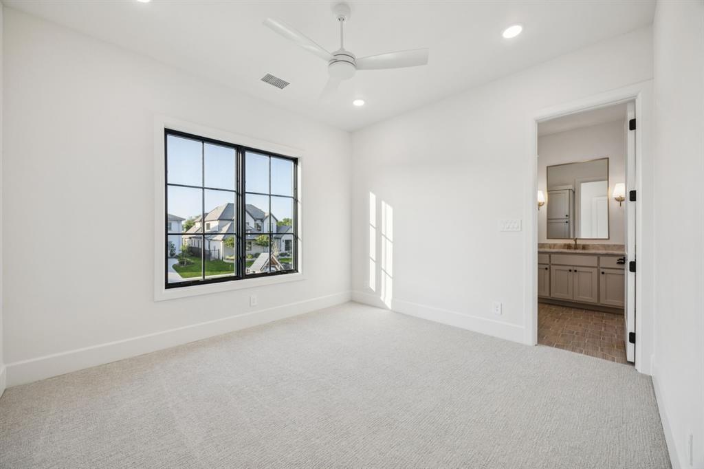 Montrachet - Residential