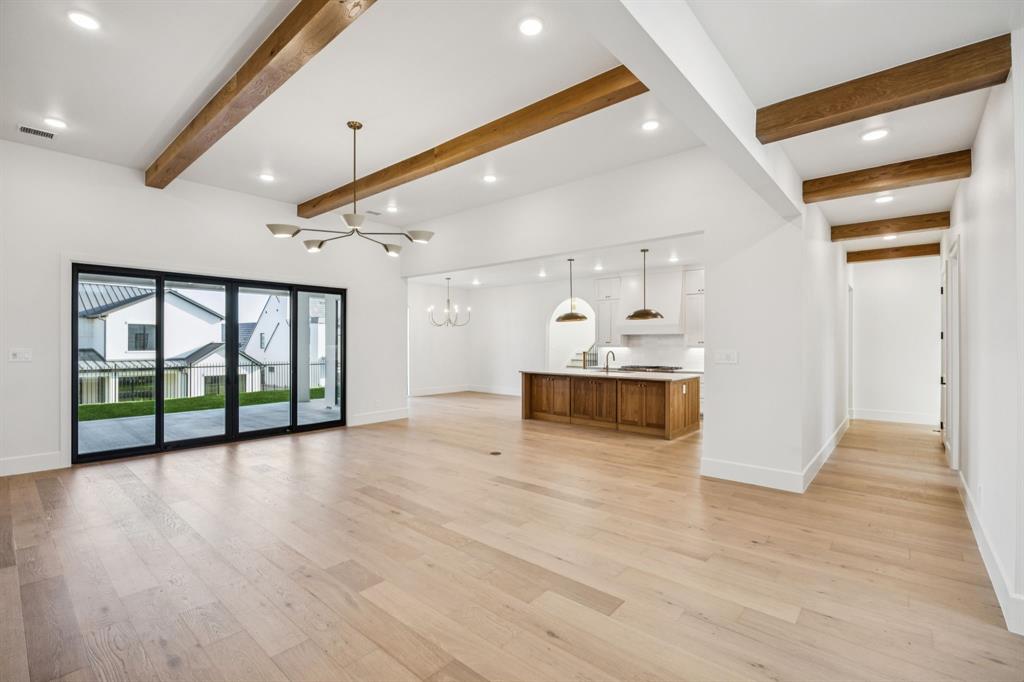 Montrachet - Residential