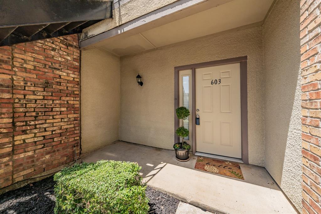 View Carrollton, TX 75006 condo