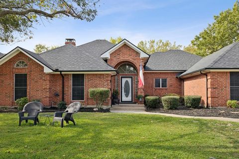 A home in Quinlan