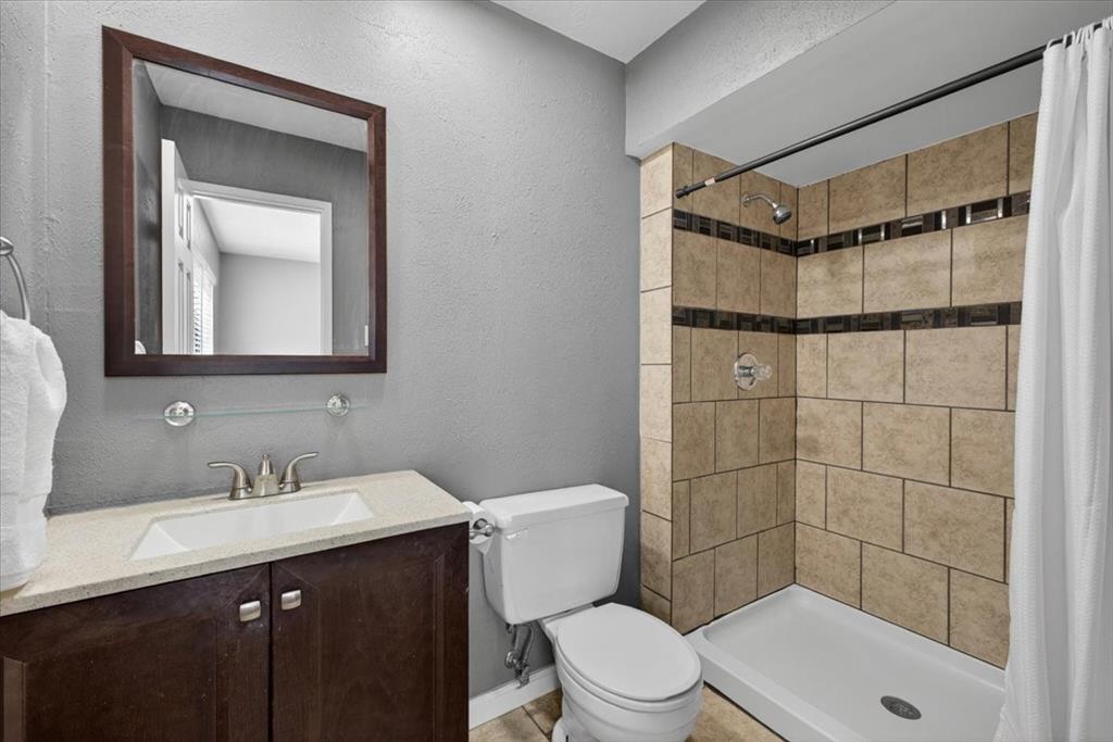 4121 Blue Flag Lane
