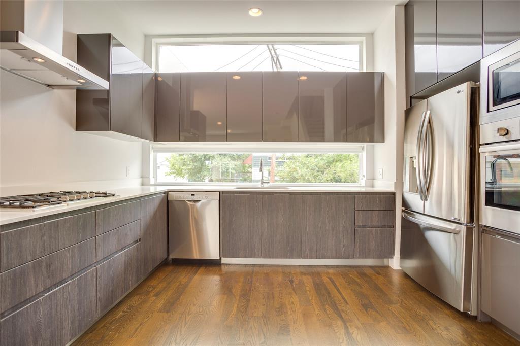 Mckee St Twnhms - Residential Lease