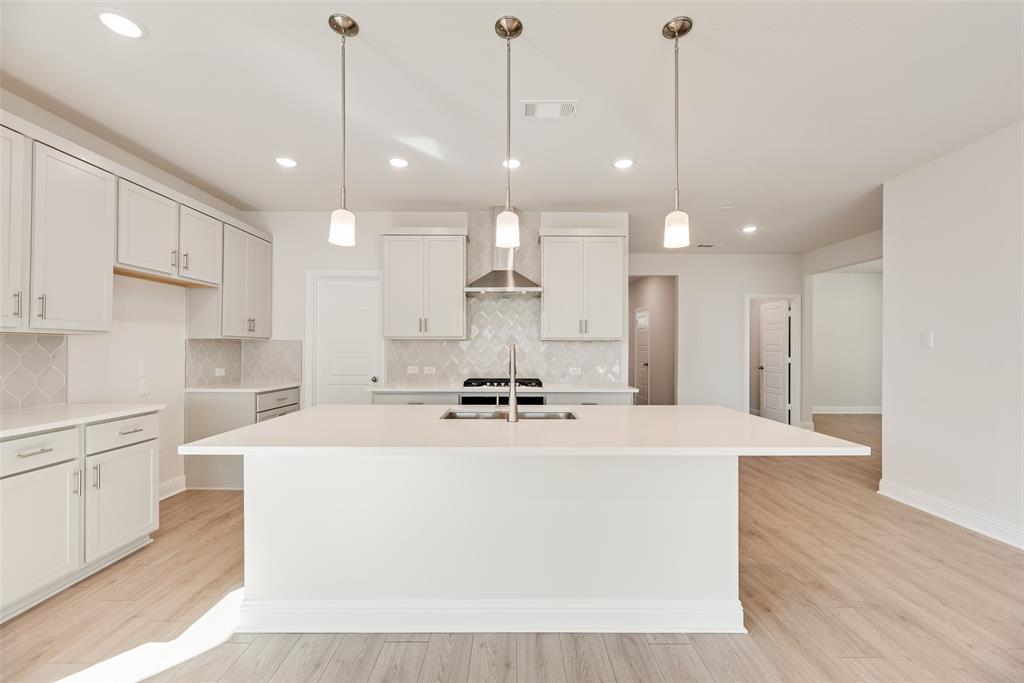 3253 Cross Shore Drive