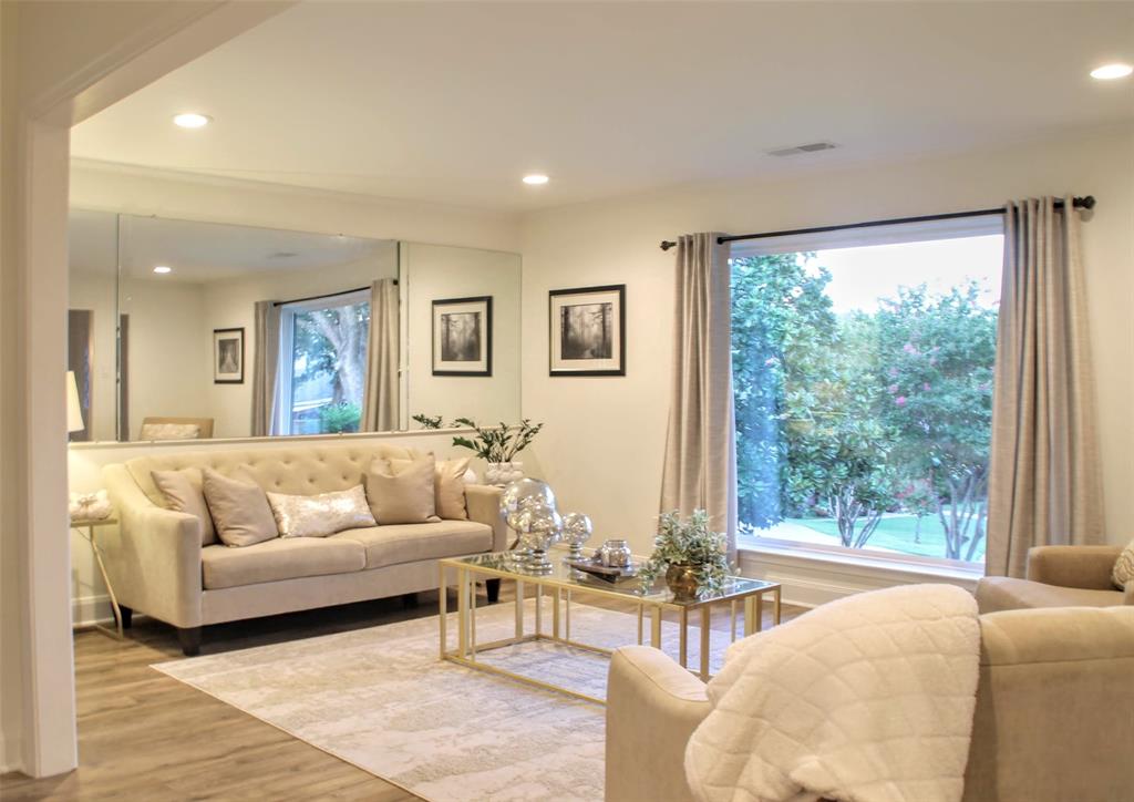 3205 Cortez Court W